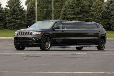 Jeep-Limo-Driver-800x533-1.jpg Jeep-Limo-Driver-800x533-1.jpg